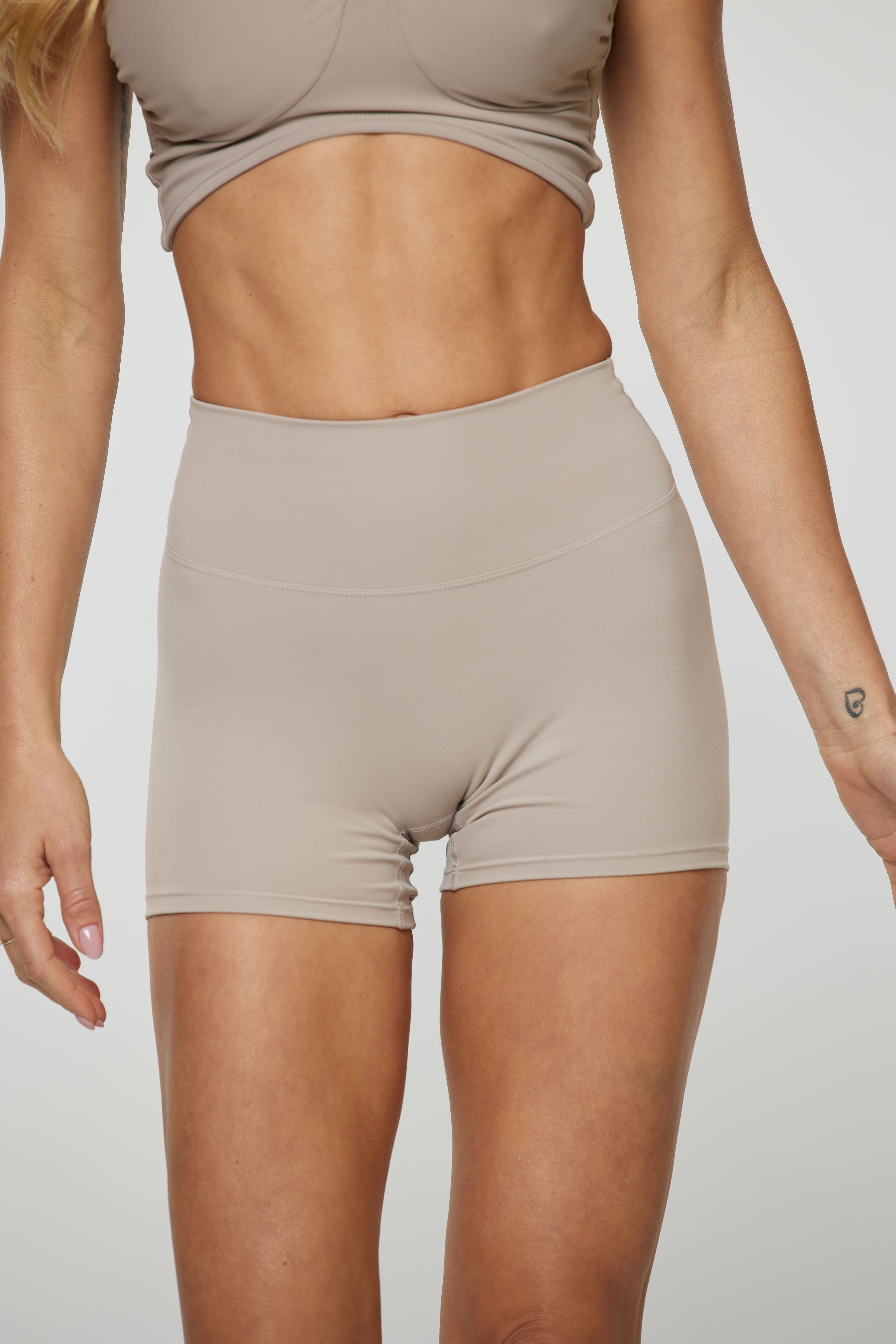 Monaco Mami Shorts
